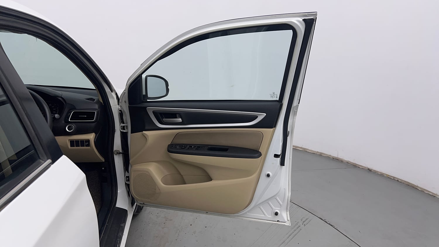 Used 2024 Honda Amaze VX 1.2 Petrol CVT Petrol Automatic interior RIGHT FRONT DOOR OPEN VIEW
