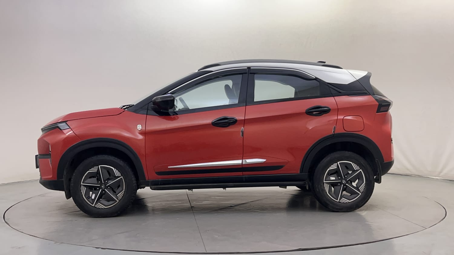 Used 2024 Tata Nexon Creative Plus S 1.2 Revotron Petrol 6MT DT Petrol Manual exterior LEFT SIDE VIEW
