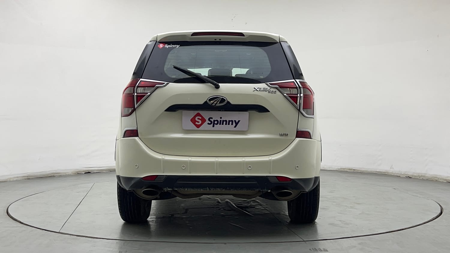 Used 2019 Mahindra XUV500 W9 Diesel Manual exterior BACK VIEW
