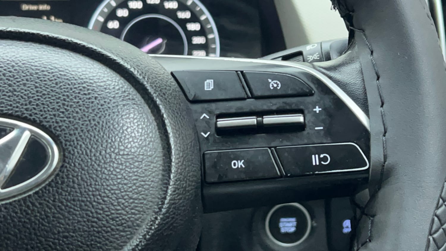 Used 2023 Hyundai Creta SX 1.5 Petrol Petrol Manual top_features Cruise control