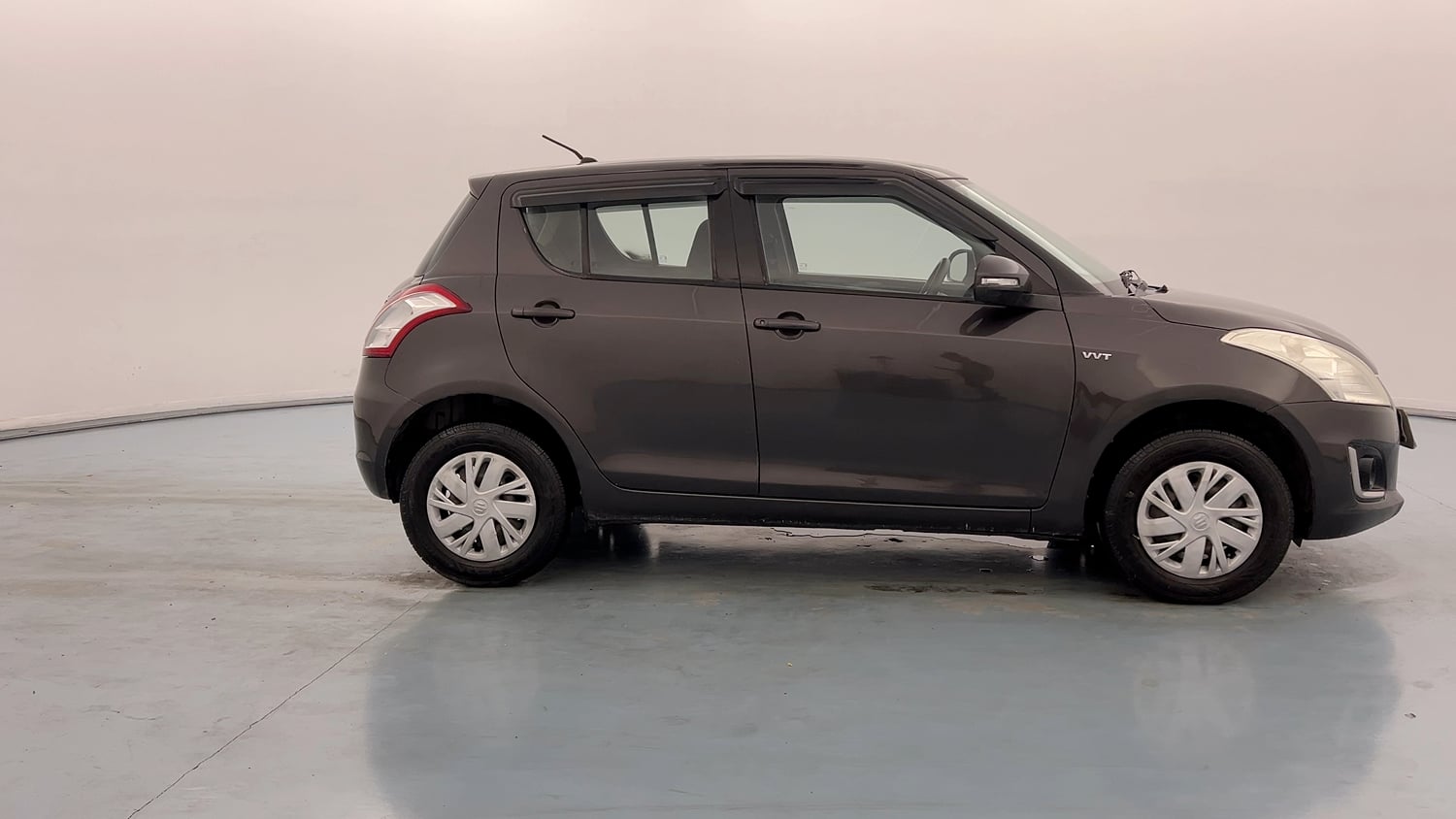 Used 2017 Maruti Suzuki Swift VXi Petrol Manual exterior RIGHT SIDE VIEW