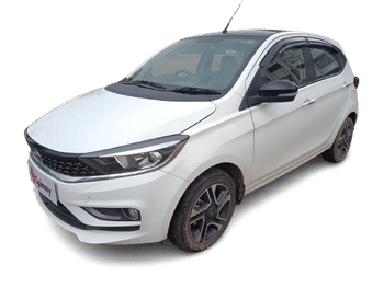 Used 2022 Tata Tiago XZA Plus Dual Tone Petrol Automatic Image