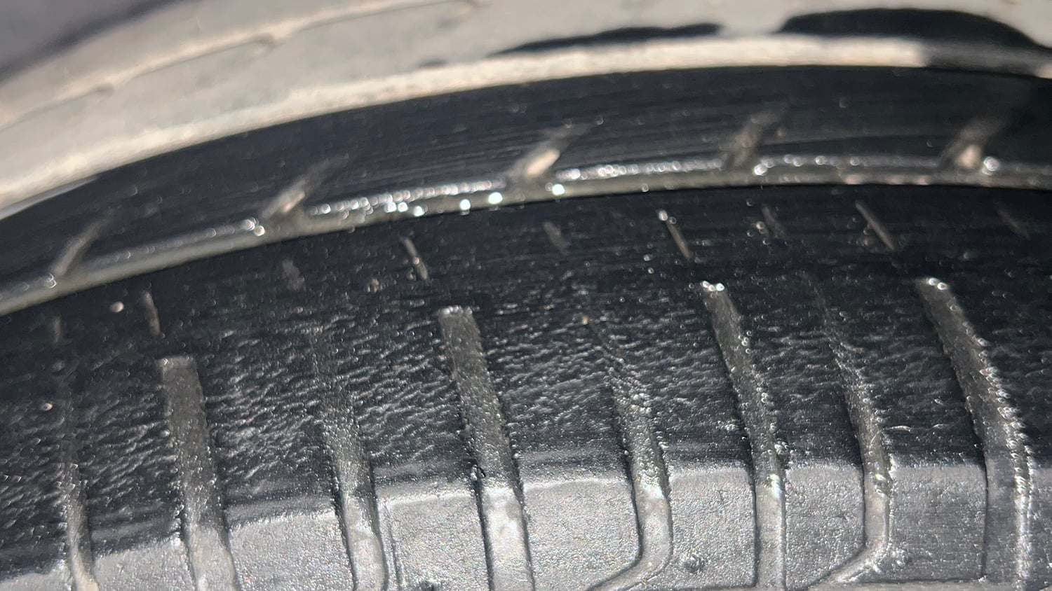 Used 2022 Honda City 4th Generation V Petrol Petrol Manual tyres RIGHT REAR TYRE TREAD VIEW