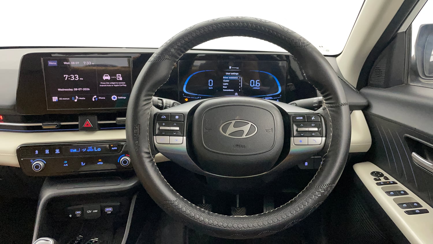 Used 2024 Hyundai Verna SX 1.5 Petrol MT Petrol Manual interior STEERING VIEW