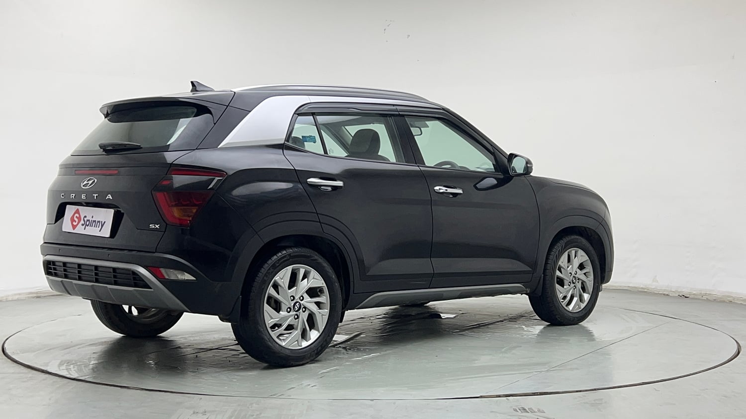 Used 2023 Hyundai Creta SX 1.5 Petrol Petrol Manual exterior RIGHT REAR CORNER VIEW