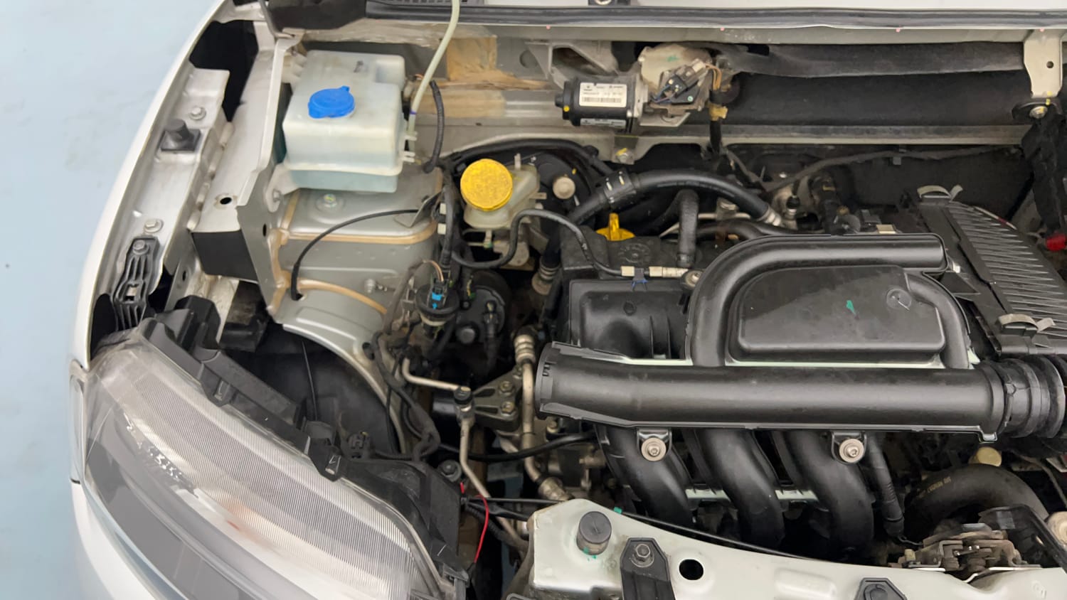 Used 2023 Renault Kwid CLIMBER AMT Petrol Automatic engine ENGINE RIGHT SIDE VIEW
