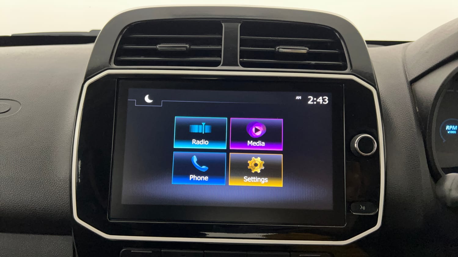Used 2023 Renault Kwid CLIMBER AMT Petrol Automatic top_features Touch screen infotainment system