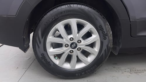 Used 2019 Hyundai Creta SX 1.6 Petrol Petrol Manual tyres RIGHT REAR TYRE RIM VIEW