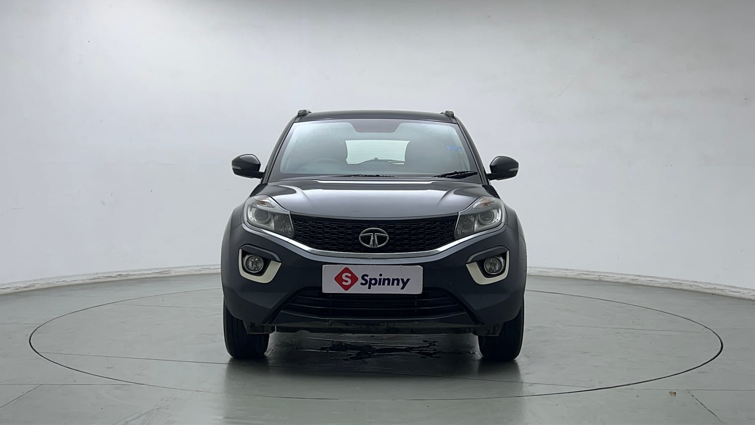 Used 2017 Tata Nexon XZ Plus Petrol Manual exterior FRONT VIEW