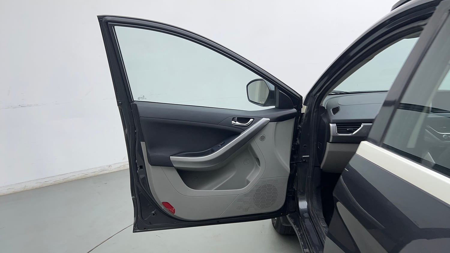 Used 2017 Tata Nexon XZ Plus Petrol Manual interior LEFT FRONT DOOR OPEN VIEW