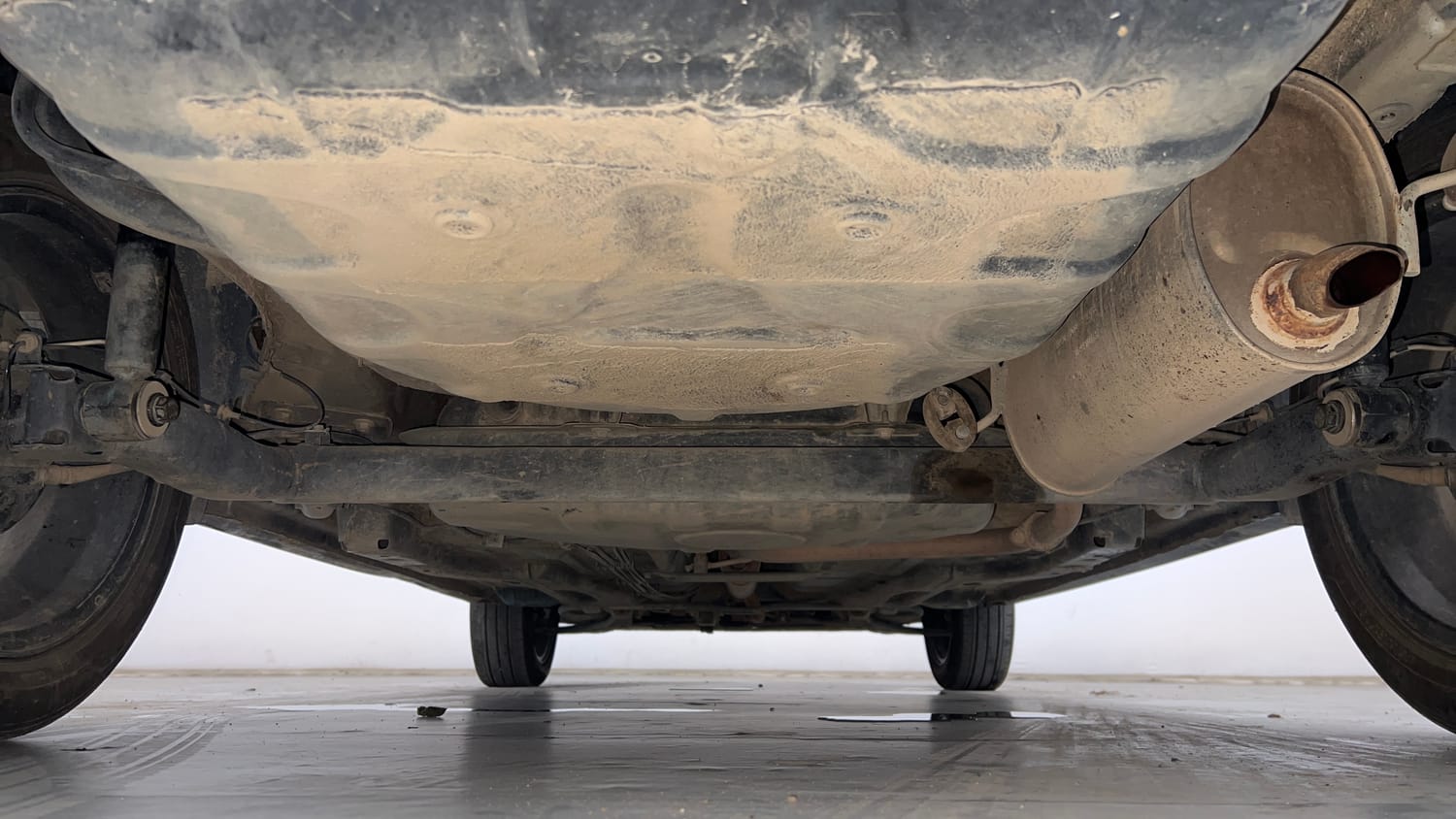 Used 2020 Tata Tigor XZ Plus Petrol Manual extra REAR UNDERBODY VIEW (TAKEN FROM REAR)