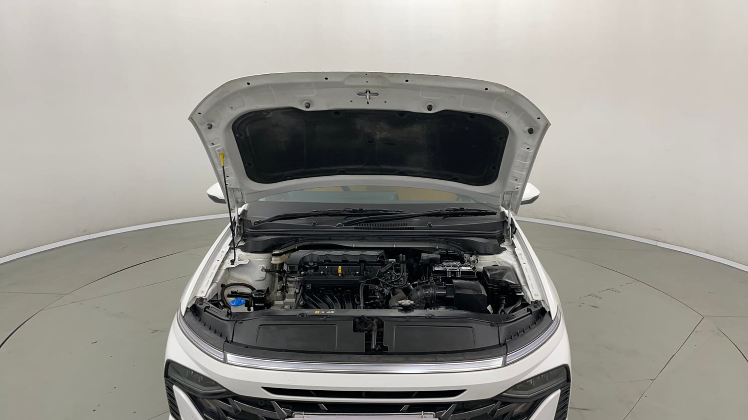 Used 2024 Hyundai Verna SX 1.5 Petrol MT Petrol Manual engine ENGINE & BONNET OPEN FRONT VIEW
