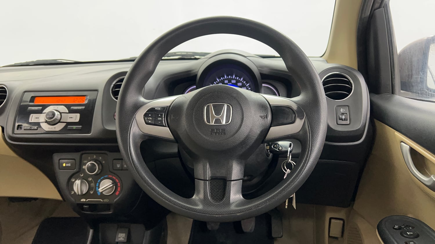 Used 2015 Honda Amaze 1.2 VX i-VTEC Petrol Manual interior STEERING VIEW