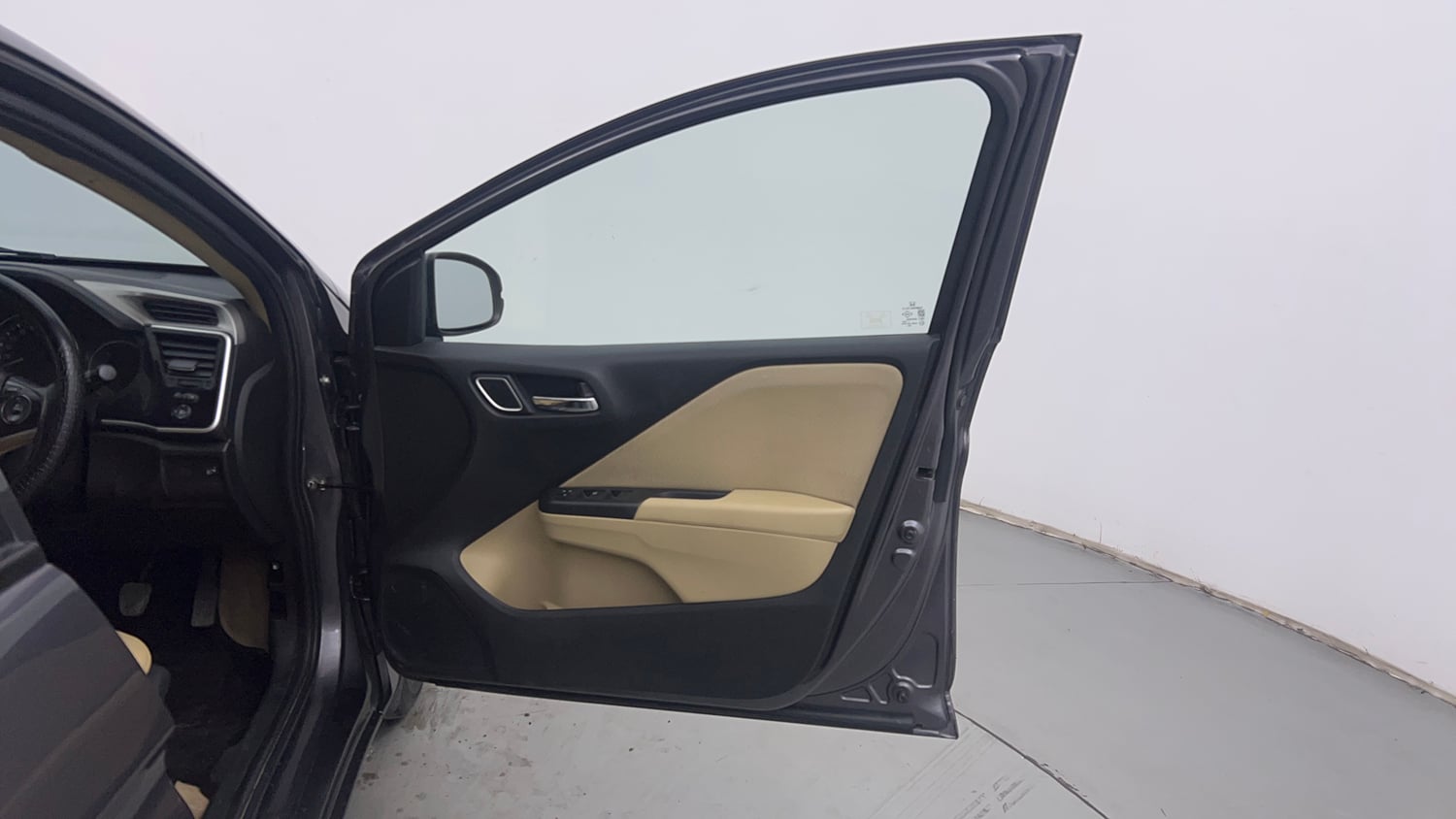Used 2022 Honda City 4th Generation V Petrol Petrol Manual interior RIGHT FRONT DOOR OPEN VIEW