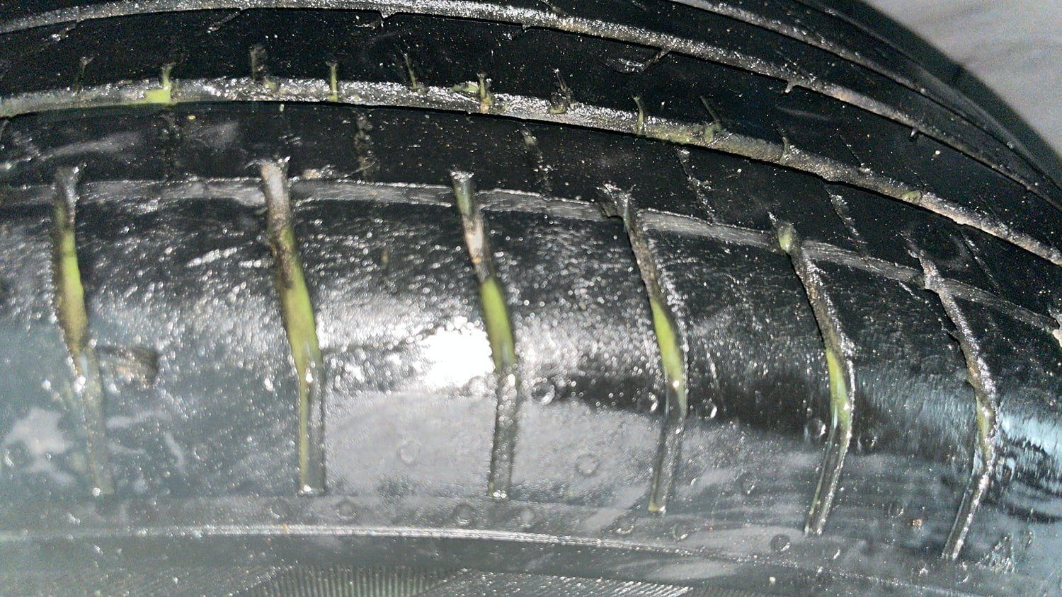Used 2024 Hyundai Verna SX 1.5 Petrol MT Petrol Manual tyres LEFT FRONT TYRE TREAD VIEW