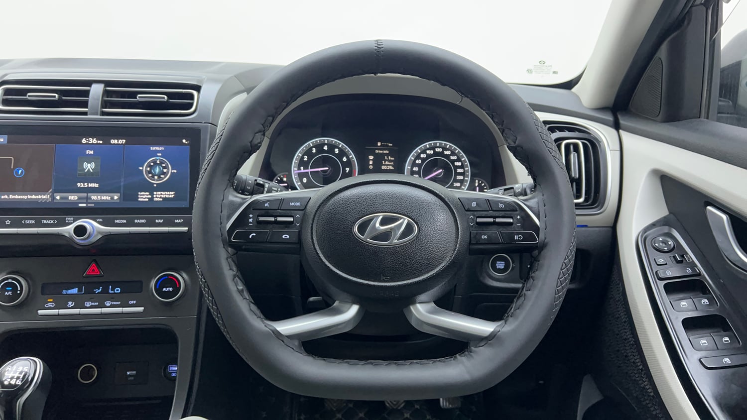 Used 2023 Hyundai Creta SX 1.5 Petrol Petrol Manual interior STEERING VIEW