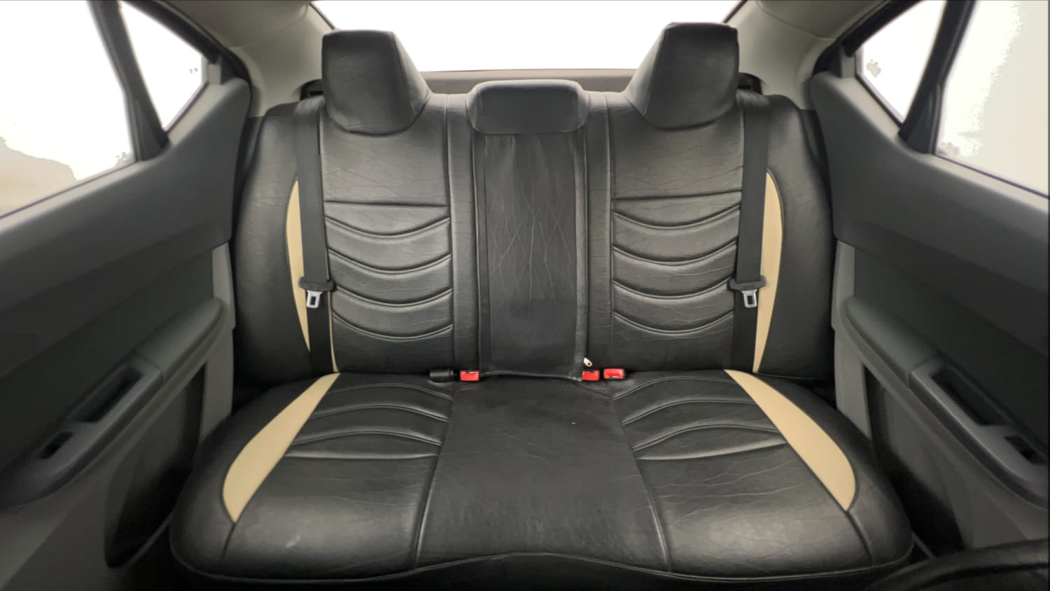 Used 2020 Tata Tigor XZ Plus Petrol Manual interior REAR SEAT CONDITION VIEW