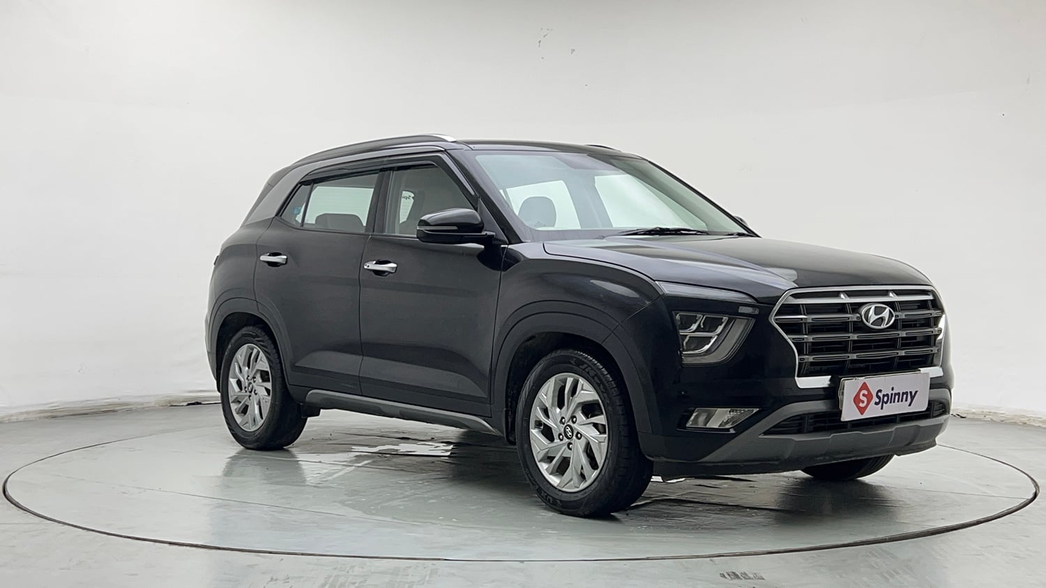 Used 2023 Hyundai Creta SX 1.5 Petrol Petrol Manual exterior RIGHT FRONT CORNER VIEW