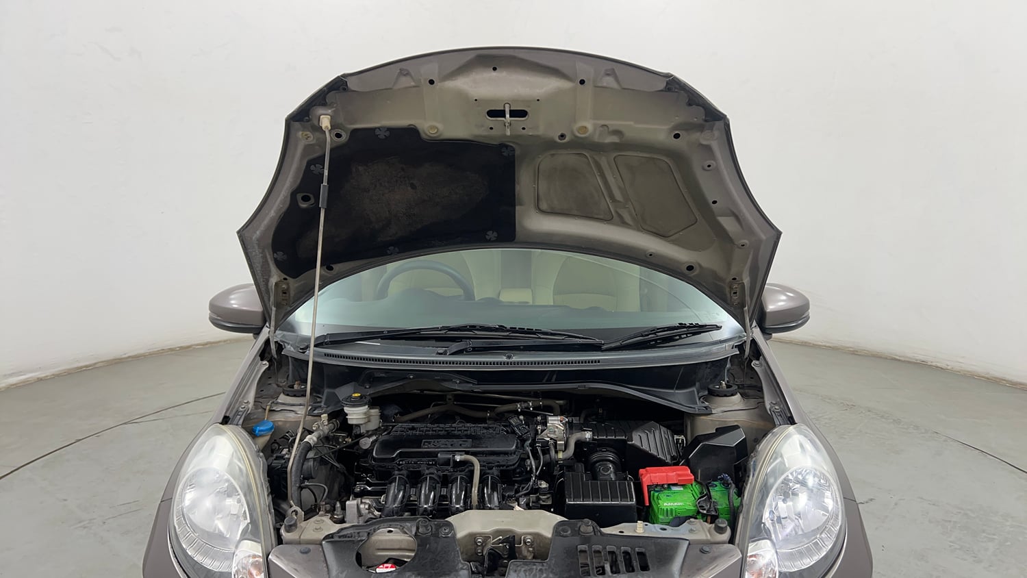 Used 2015 Honda Amaze 1.2 VX i-VTEC Petrol Manual engine ENGINE & BONNET OPEN FRONT VIEW