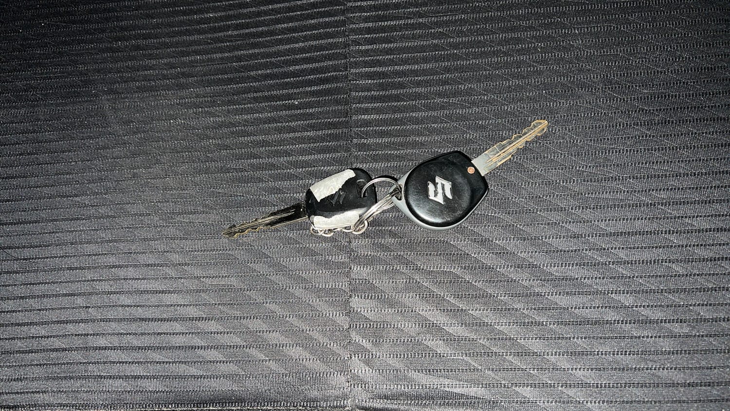 Used 2017 Maruti Suzuki Swift VXi Petrol Manual extra CAR KEY VIEW