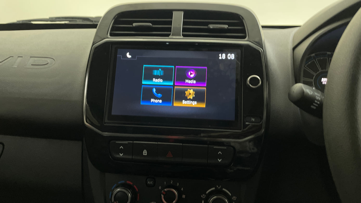 Used 2025 Renault Kwid RXT 1.0L AMT Petrol Automatic top_features Touch screen infotainment system
