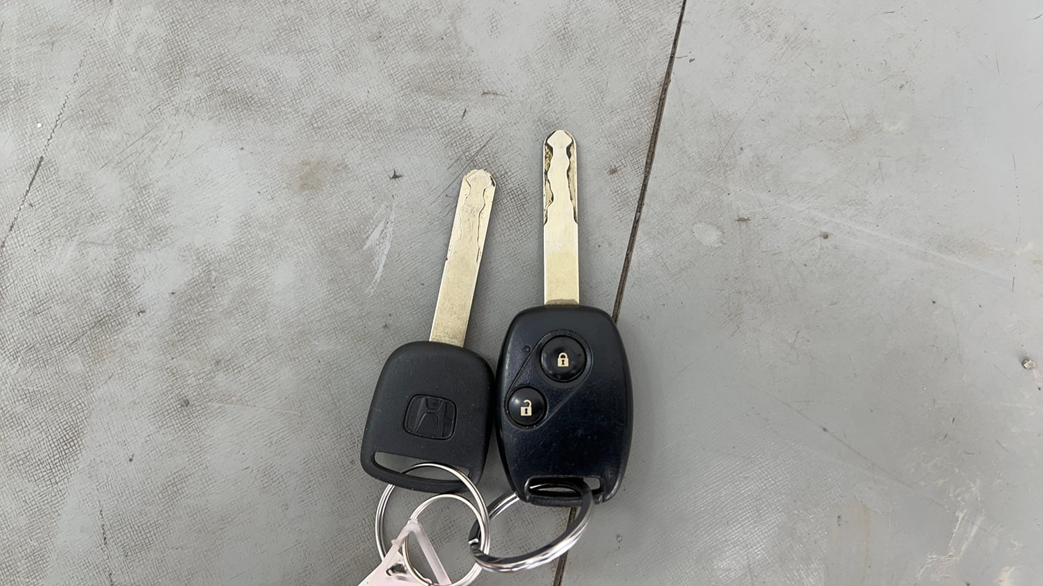 Used 2015 Honda Amaze 1.2 VX i-VTEC Petrol Manual extra CAR KEY VIEW