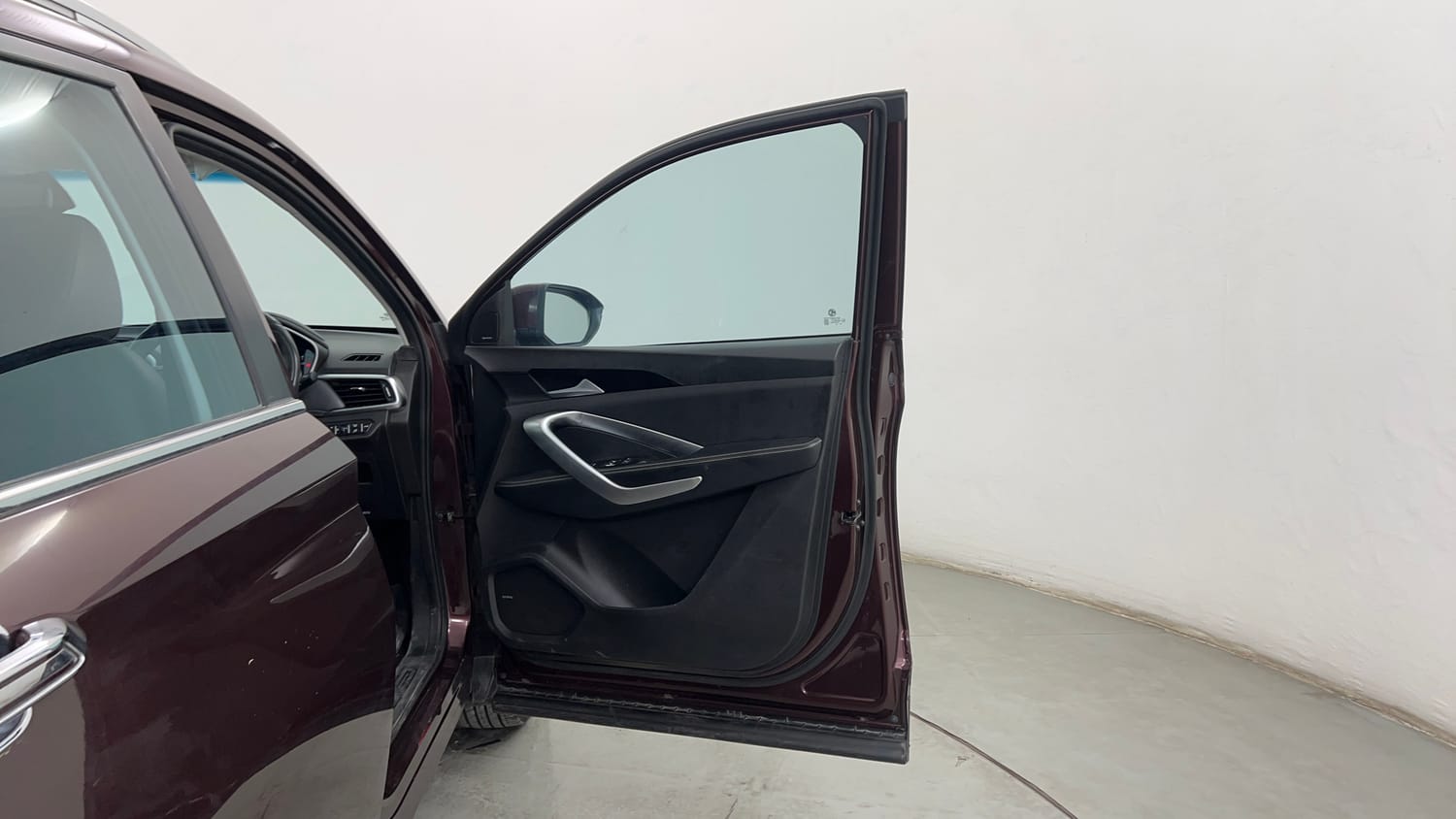 Used 2021 MG Motors Hector Sharp 1.5 Petrol Turbo DCT Petrol Automatic interior RIGHT FRONT DOOR OPEN VIEW