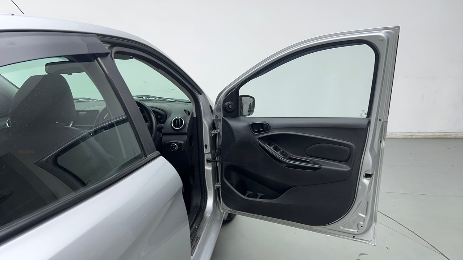 Used 2019 Ford Figo Titanium 1.2 Ti-VCT MT Petrol Manual interior RIGHT FRONT DOOR OPEN VIEW