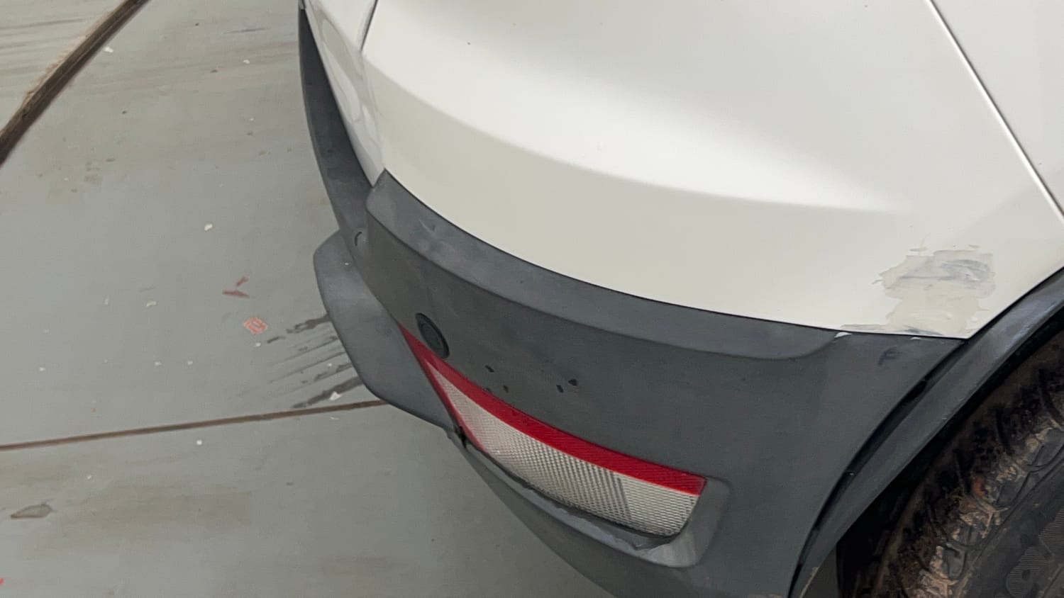 Used 2017 Ford EcoSport Titanium 1.5L TDCi Diesel Manual dents MINOR SCRATCH