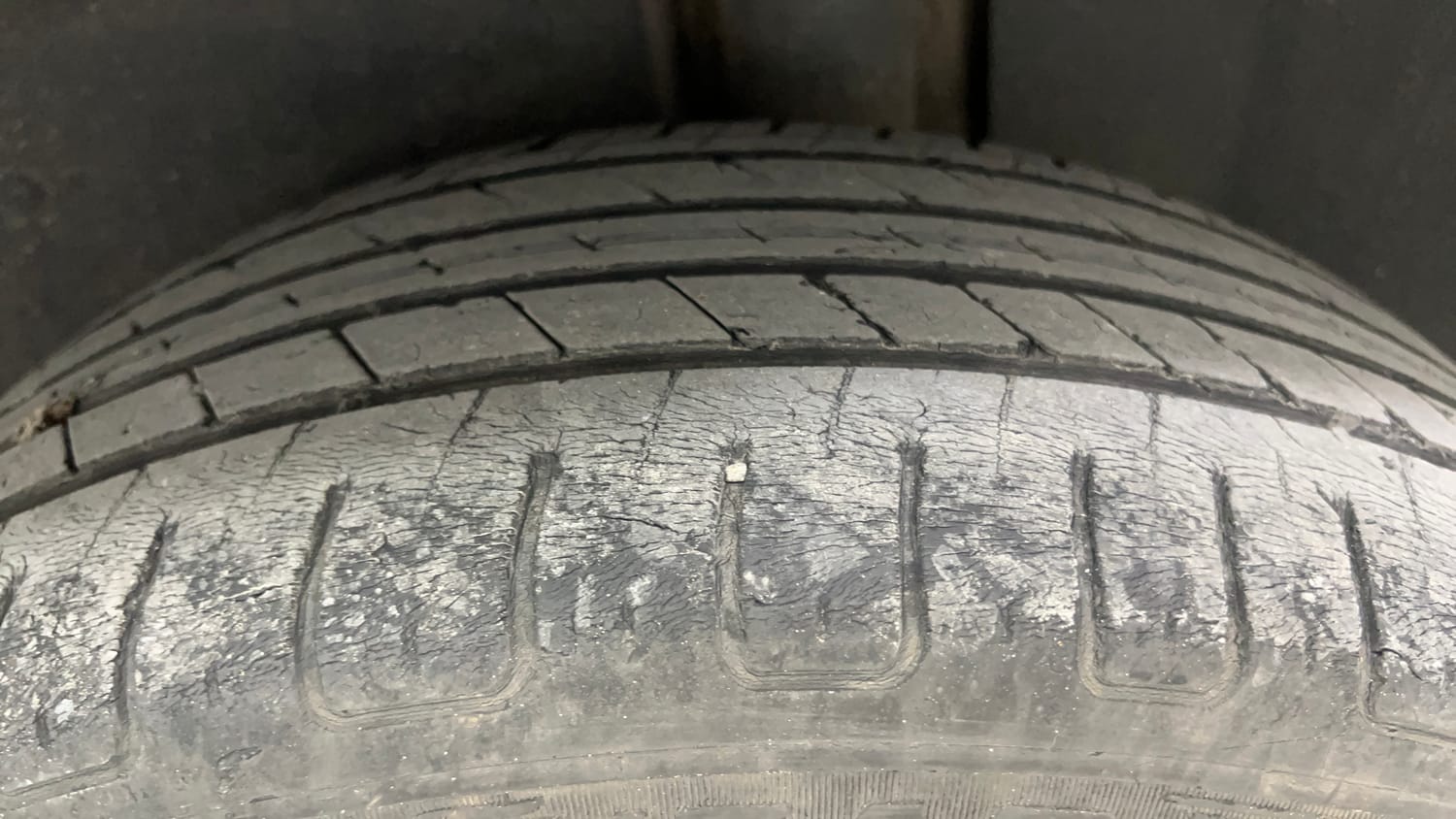 Used 2021 MG Motors Hector Sharp 1.5 Petrol Turbo DCT Petrol Automatic tyres LEFT REAR TYRE TREAD VIEW