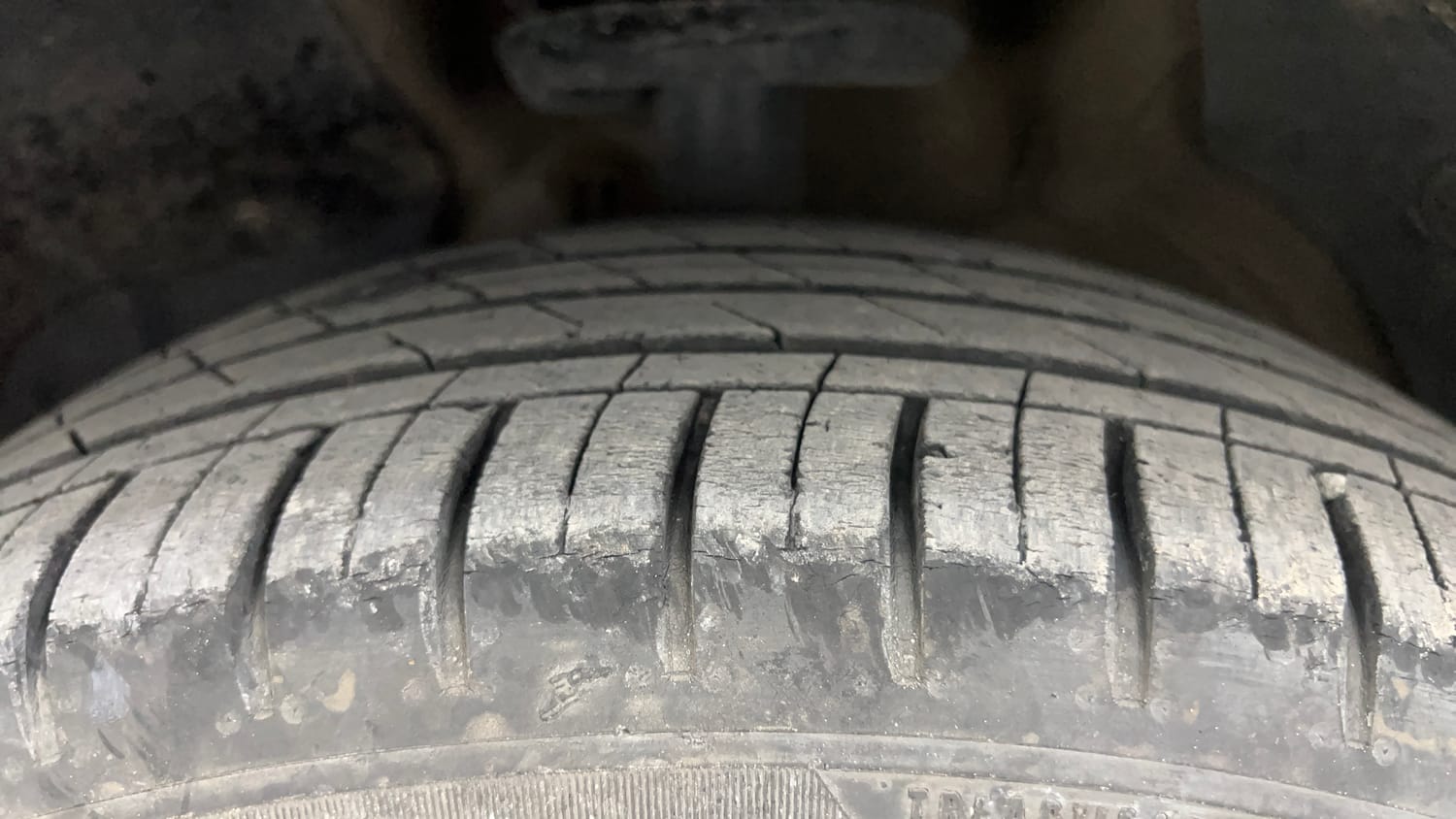 Used 2021 MG Motors Hector Sharp 1.5 Petrol Turbo DCT Petrol Automatic tyres LEFT FRONT TYRE TREAD VIEW