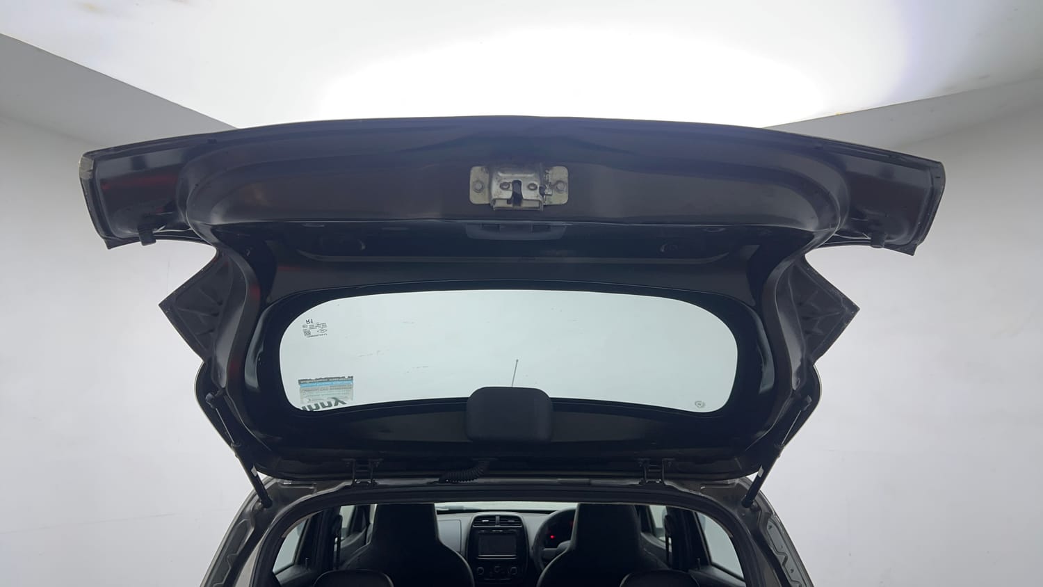 Used 2017 Renault Kwid RXT Petrol Manual interior DICKY DOOR OPEN VIEW