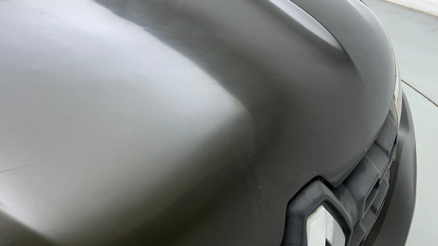 Used 2017 Renault Kwid RXT Petrol Manual dents MINOR SCRATCH