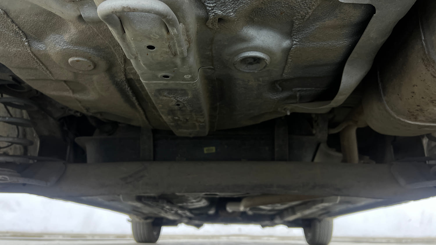 Used 2019 Hyundai Grand i10 Sportz AT 1.2 Kappa VTVT Petrol Automatic extra REAR UNDERBODY VIEW (TAKEN FROM REAR)