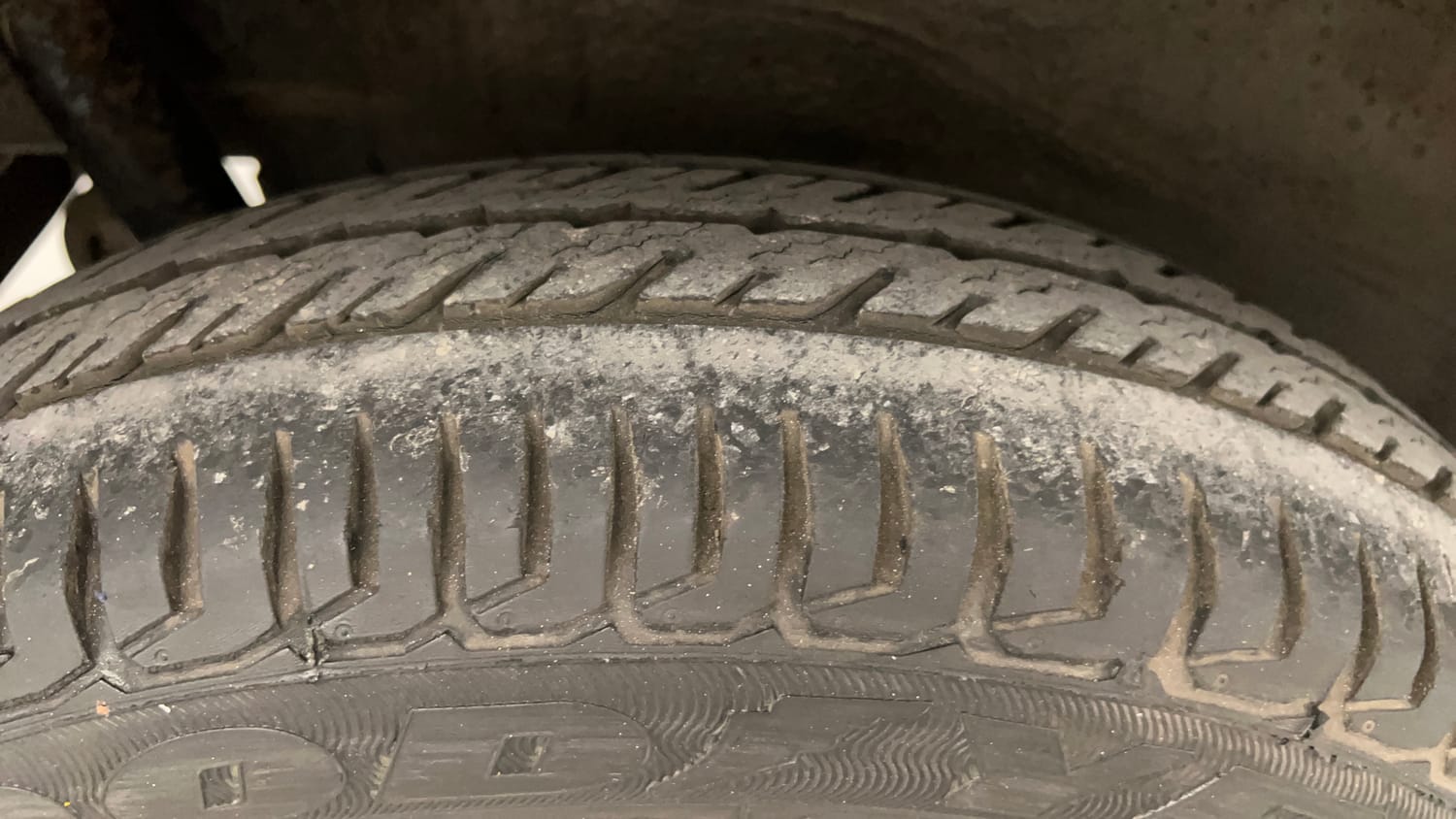 Used 2018 Maruti Suzuki Wagon R VXI Petrol Manual tyres RIGHT REAR TYRE TREAD VIEW