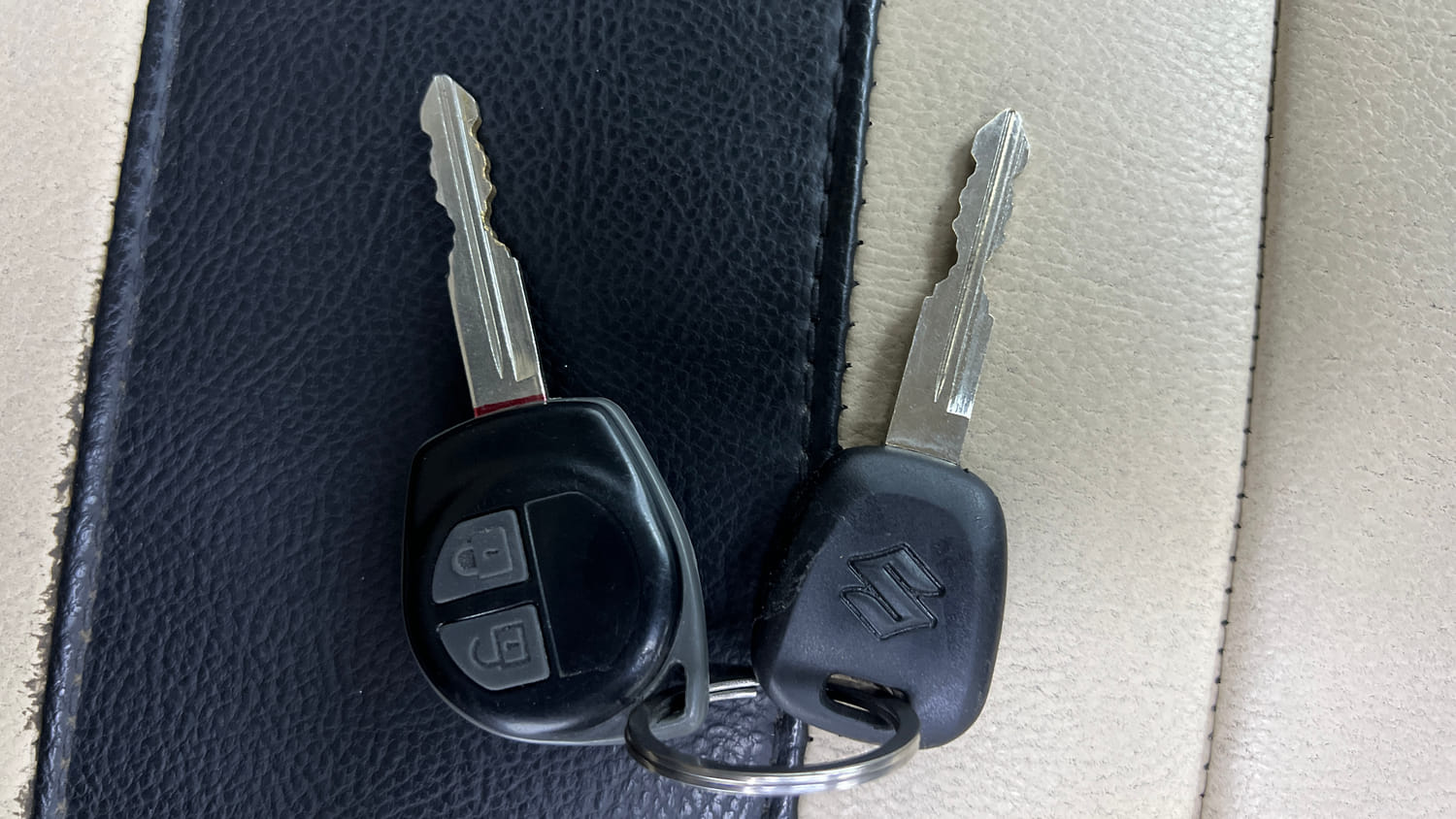 Used 2012 Maruti Suzuki Swift Dzire VXI Petrol Manual extra CAR KEY VIEW