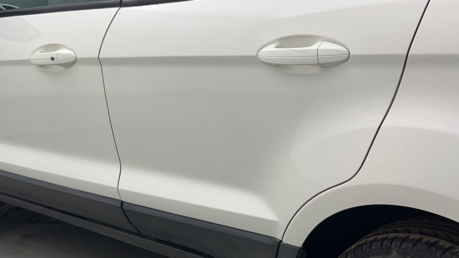 Used 2017 Ford EcoSport Titanium 1.5L TDCi Diesel Manual dents MINOR DENT