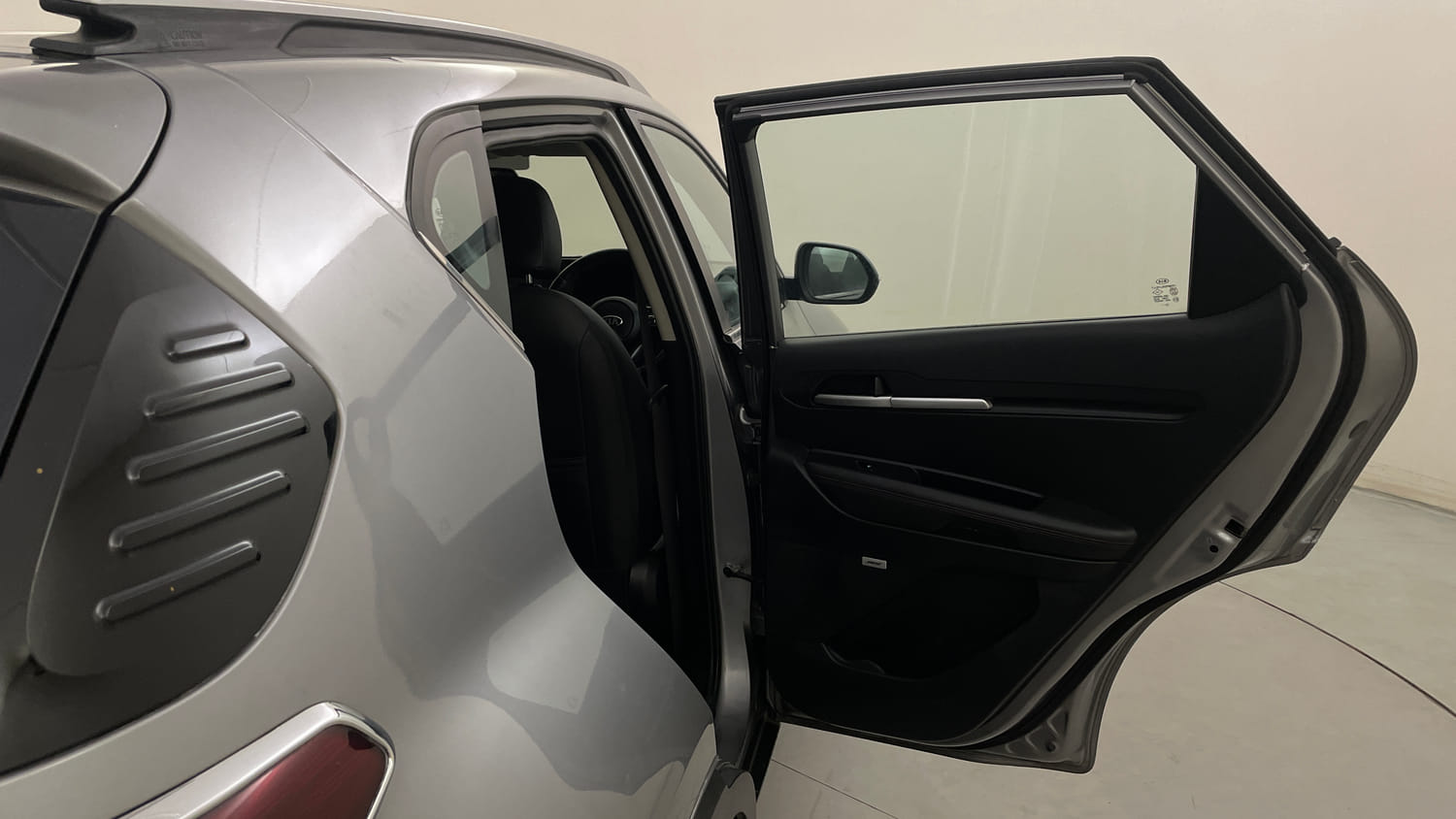Used 2020 Kia Sonet GTX Plus 1.0 DCT Petrol Automatic interior RIGHT REAR DOOR OPEN VIEW
