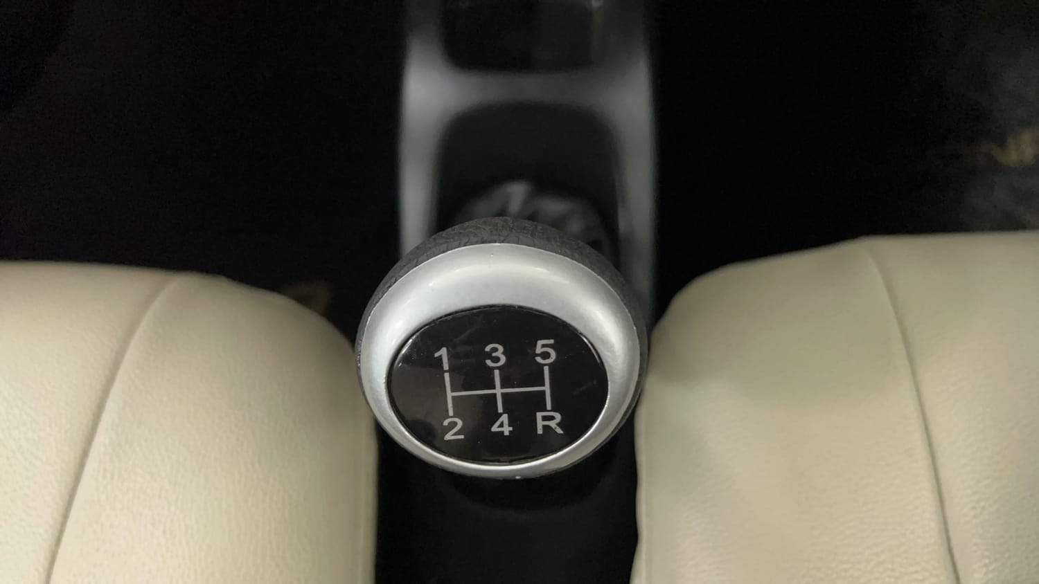 Used 2018 Maruti Suzuki Wagon R VXI Petrol Manual interior GEAR  KNOB VIEW