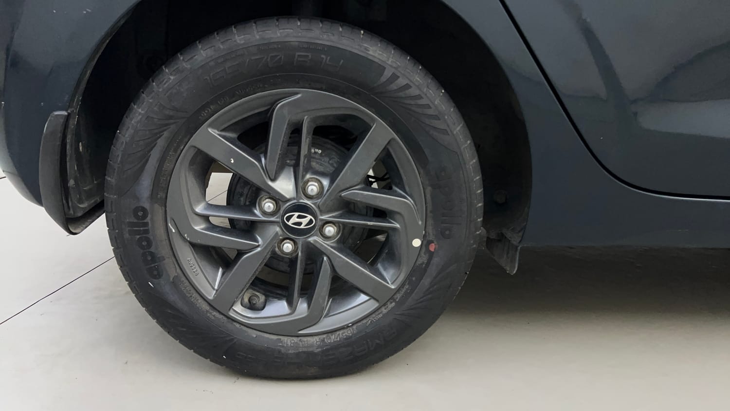 Used 2019 Hyundai Grand i10 Nios Sportz 1.2 Kappa VTVT Petrol Manual tyres RIGHT REAR TYRE RIM VIEW