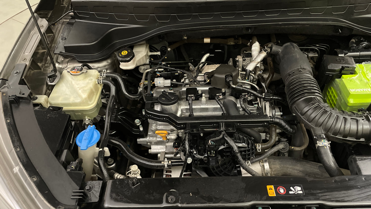 Used 2020 Kia Sonet GTX Plus 1.0 DCT Petrol Automatic engine ENGINE RIGHT SIDE VIEW