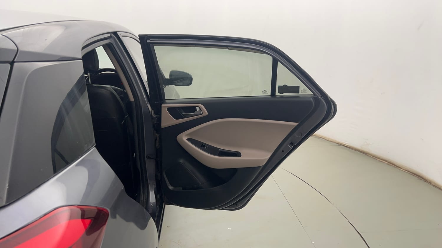 Used 2017 Hyundai Elite i20 Sportz 1.2 Petrol Manual interior RIGHT REAR DOOR OPEN VIEW