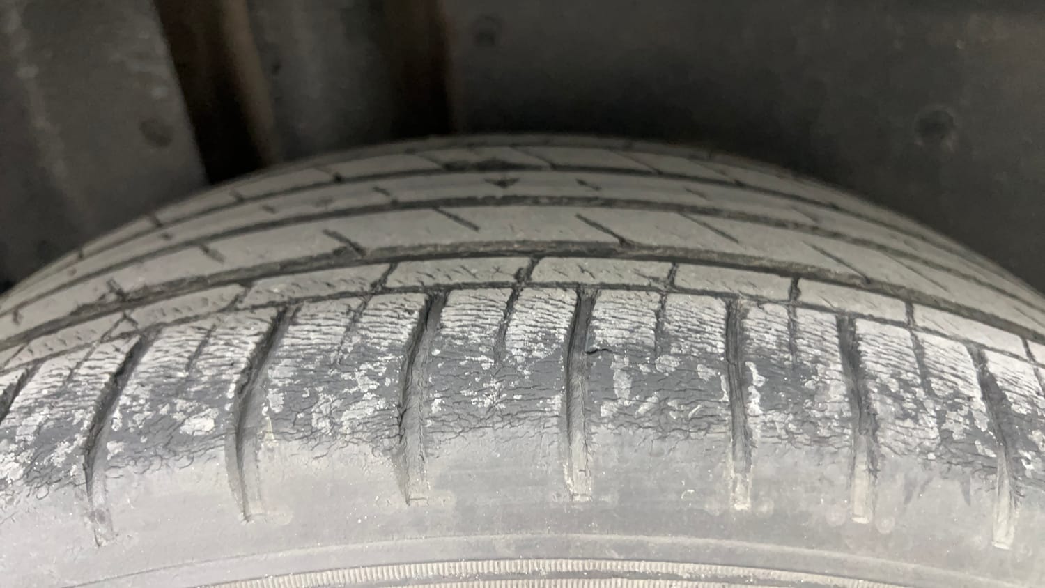 Used 2021 MG Motors Hector Sharp 1.5 Petrol Turbo DCT Petrol Automatic tyres RIGHT REAR TYRE TREAD VIEW