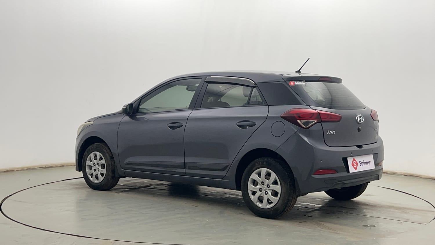 Used 2017 Hyundai Elite i20 Sportz 1.2 Petrol Manual exterior LEFT REAR CORNER VIEW