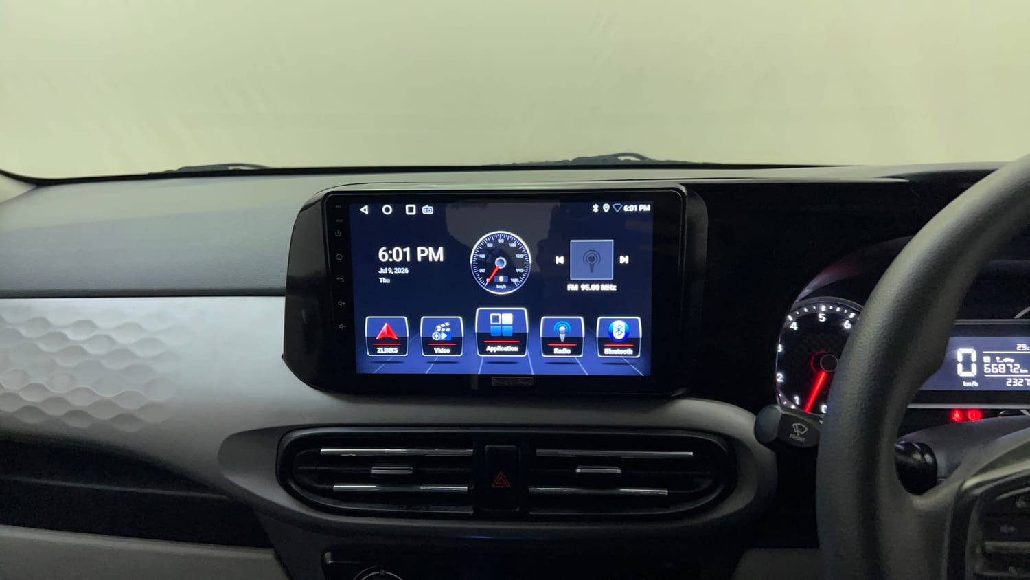 Used 2019 Hyundai Grand i10 Nios Sportz 1.2 Kappa VTVT Petrol Manual top_features Integrated (in-dash) music system