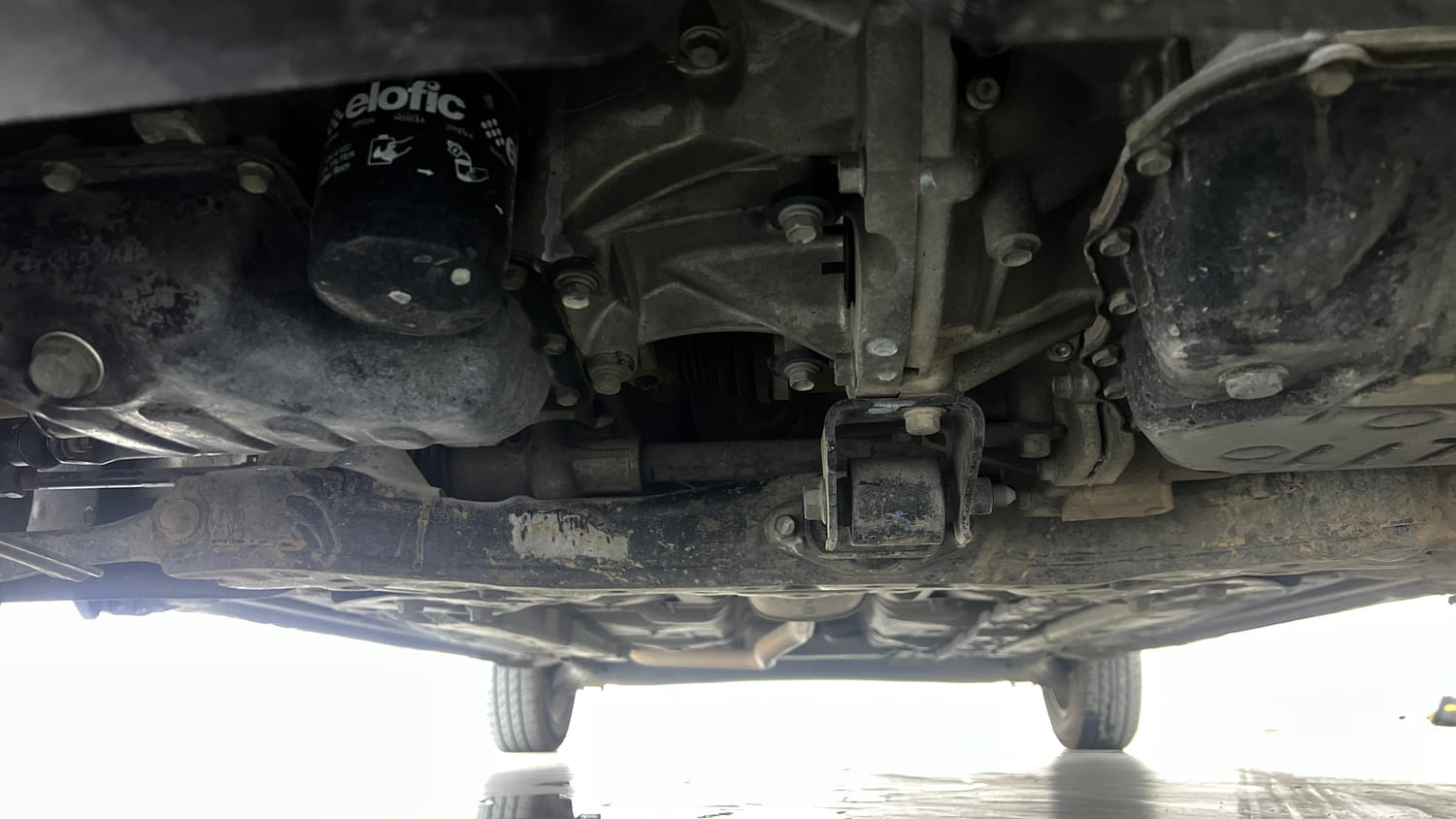 Used 2019 Hyundai Grand i10 Sportz AT 1.2 Kappa VTVT Petrol Automatic extra FRONT LEFT UNDERBODY VIEW