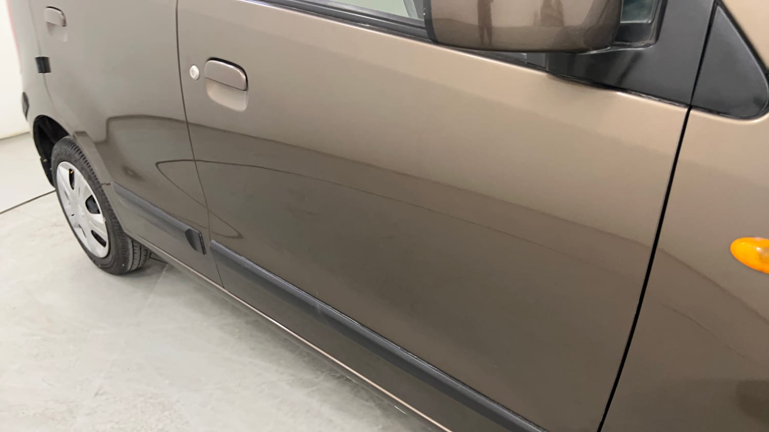 Used 2018 Maruti Suzuki Wagon R VXI Petrol Manual dents MINOR DENT