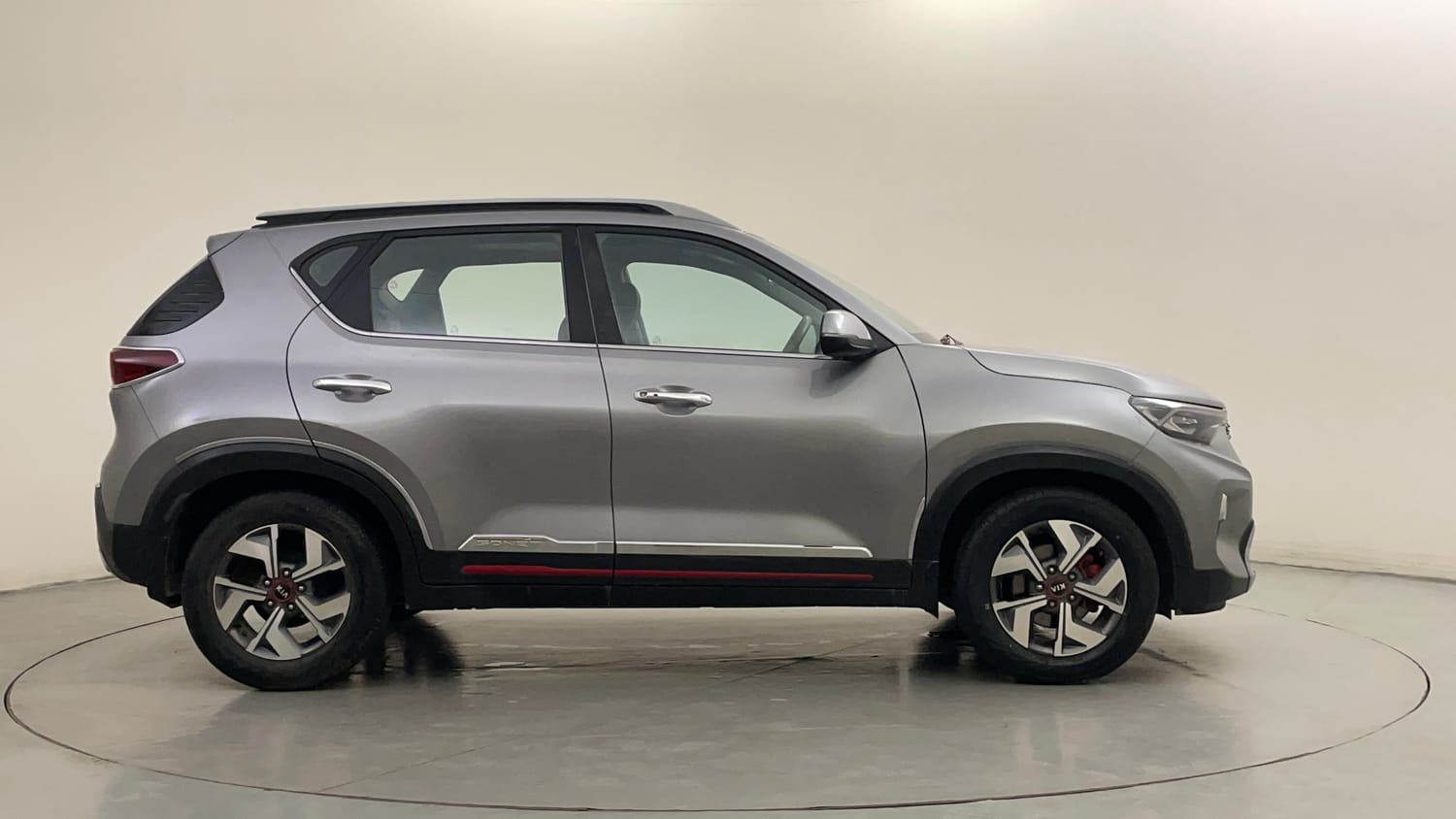 Used 2020 Kia Sonet GTX Plus 1.0 DCT Petrol Automatic exterior RIGHT SIDE VIEW