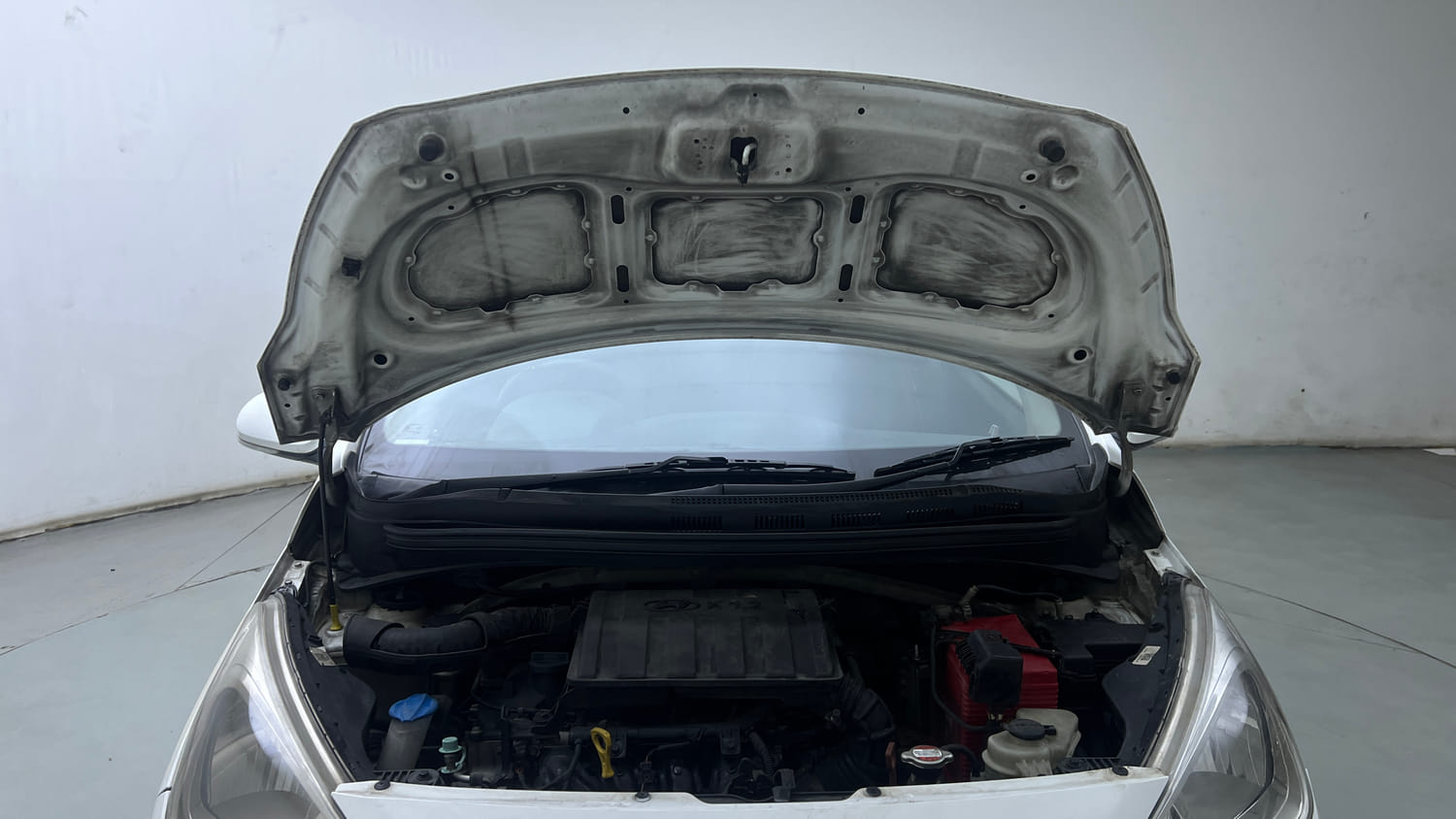 Used 2019 Hyundai Grand i10 Sportz AT 1.2 Kappa VTVT Petrol Automatic engine ENGINE & BONNET OPEN FRONT VIEW