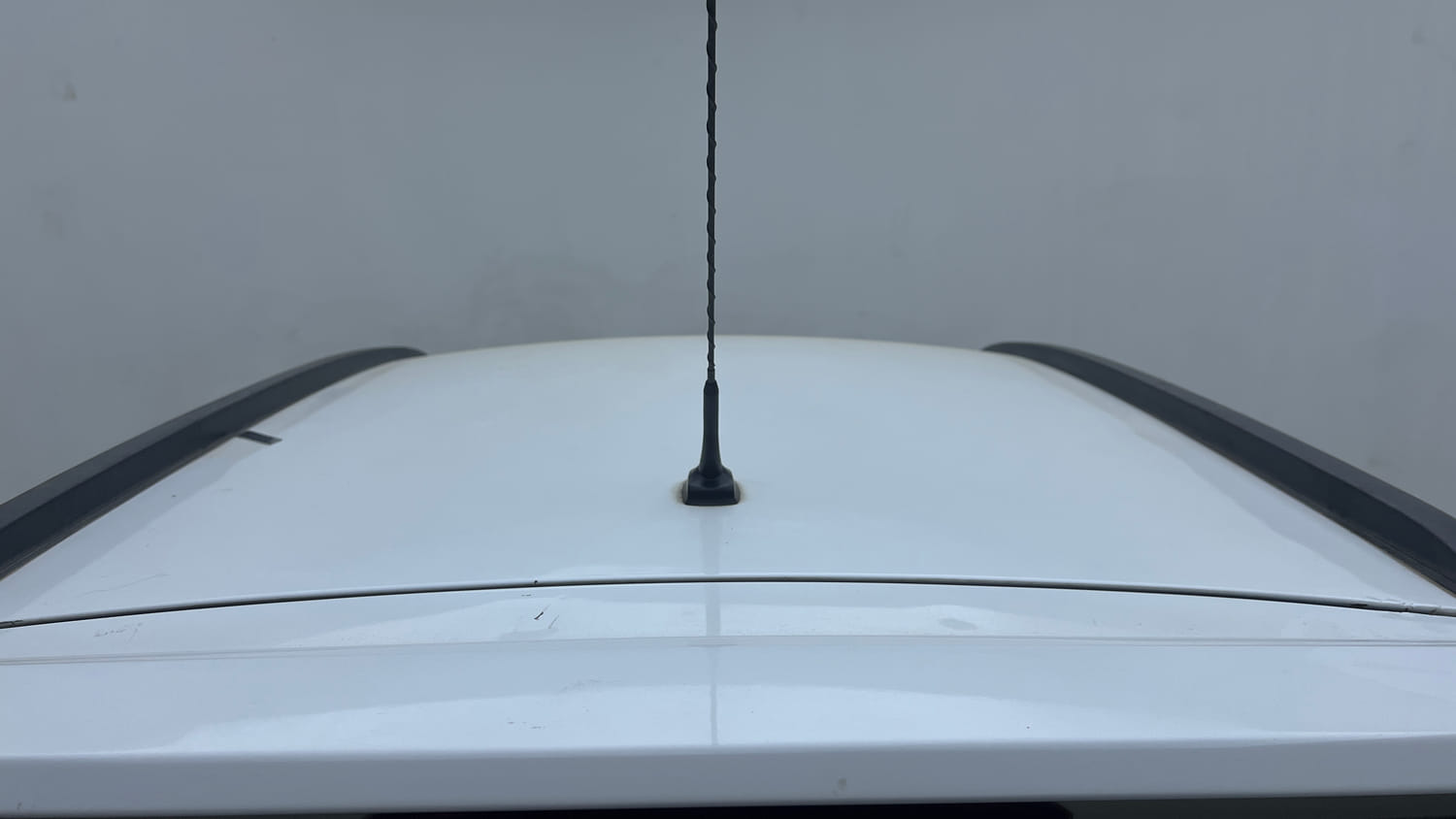 Used 2019 Hyundai Grand i10 Sportz AT 1.2 Kappa VTVT Petrol Automatic exterior EXTERIOR ROOF VIEW